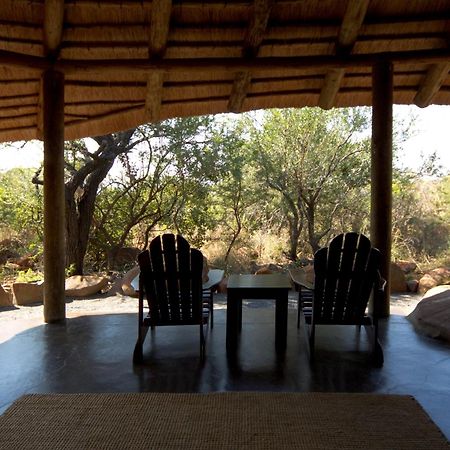 Umzolozolo Private Safari Lodge & Spa Ladysmith Exteriér fotografie