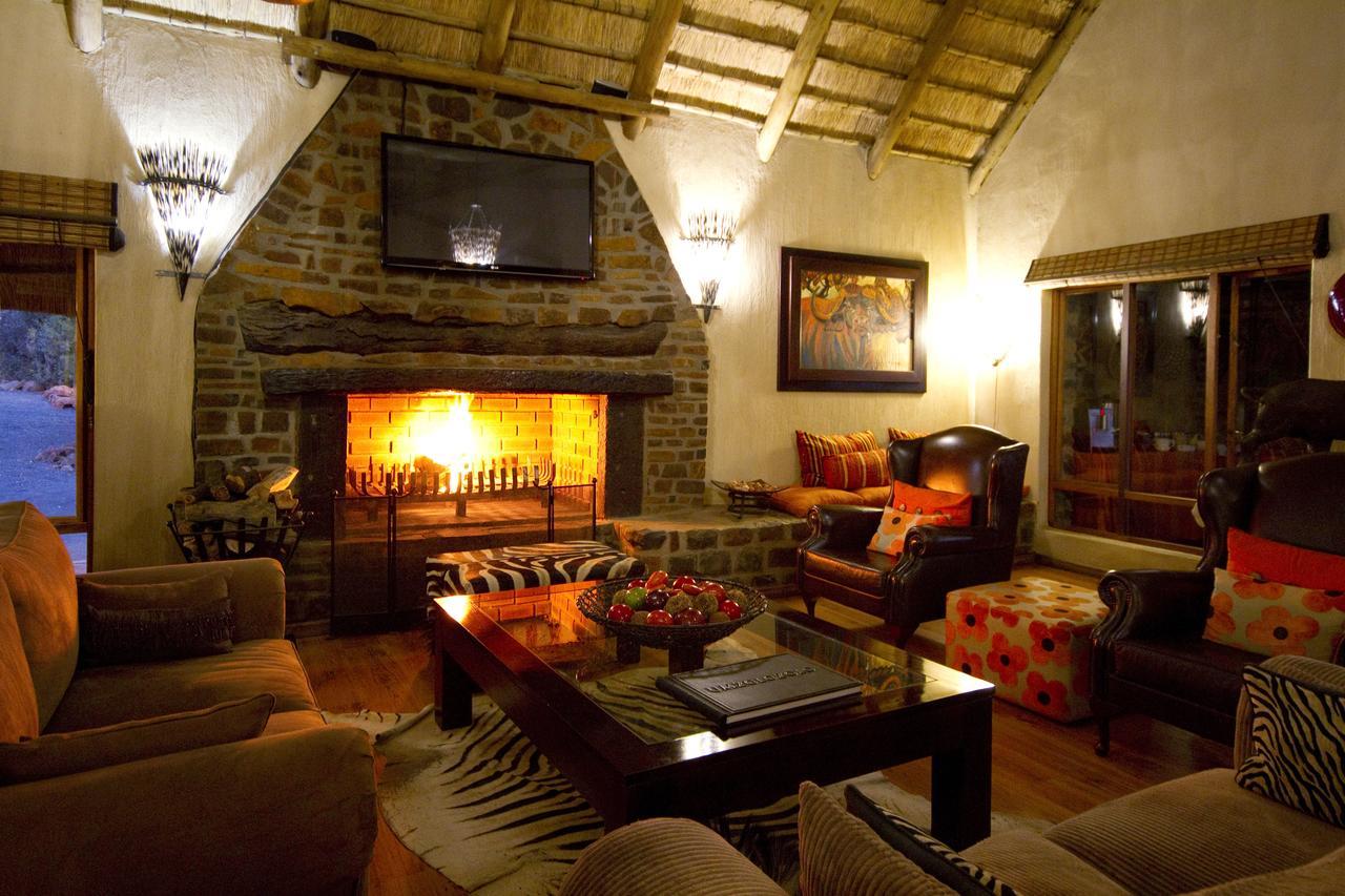 Umzolozolo Private Safari Lodge & Spa Ladysmith Exteriér fotografie