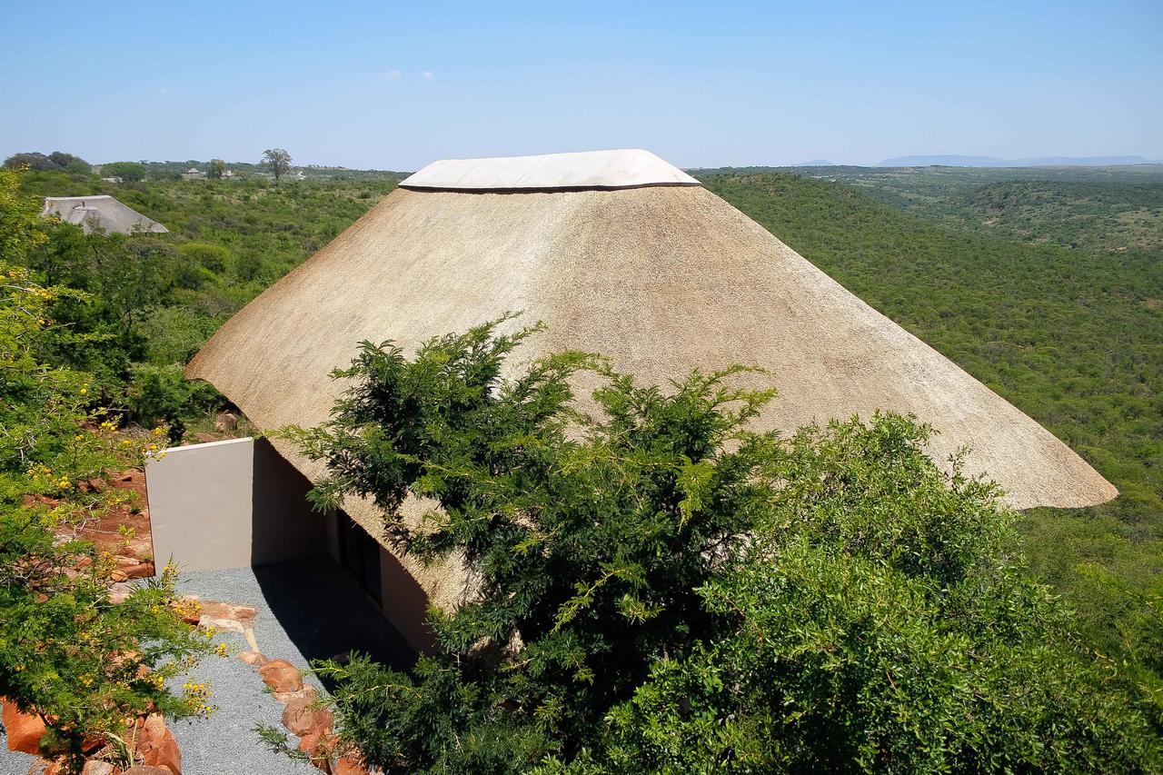 Umzolozolo Private Safari Lodge & Spa Ladysmith Exteriér fotografie