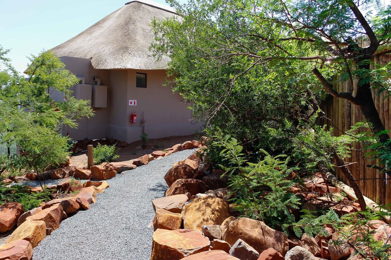 Umzolozolo Private Safari Lodge & Spa Ladysmith Exteriér fotografie