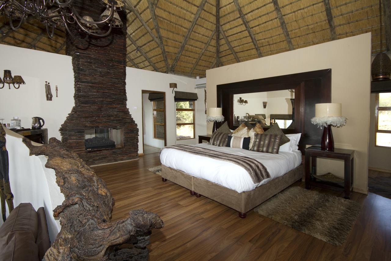 Umzolozolo Private Safari Lodge & Spa Ladysmith Exteriér fotografie