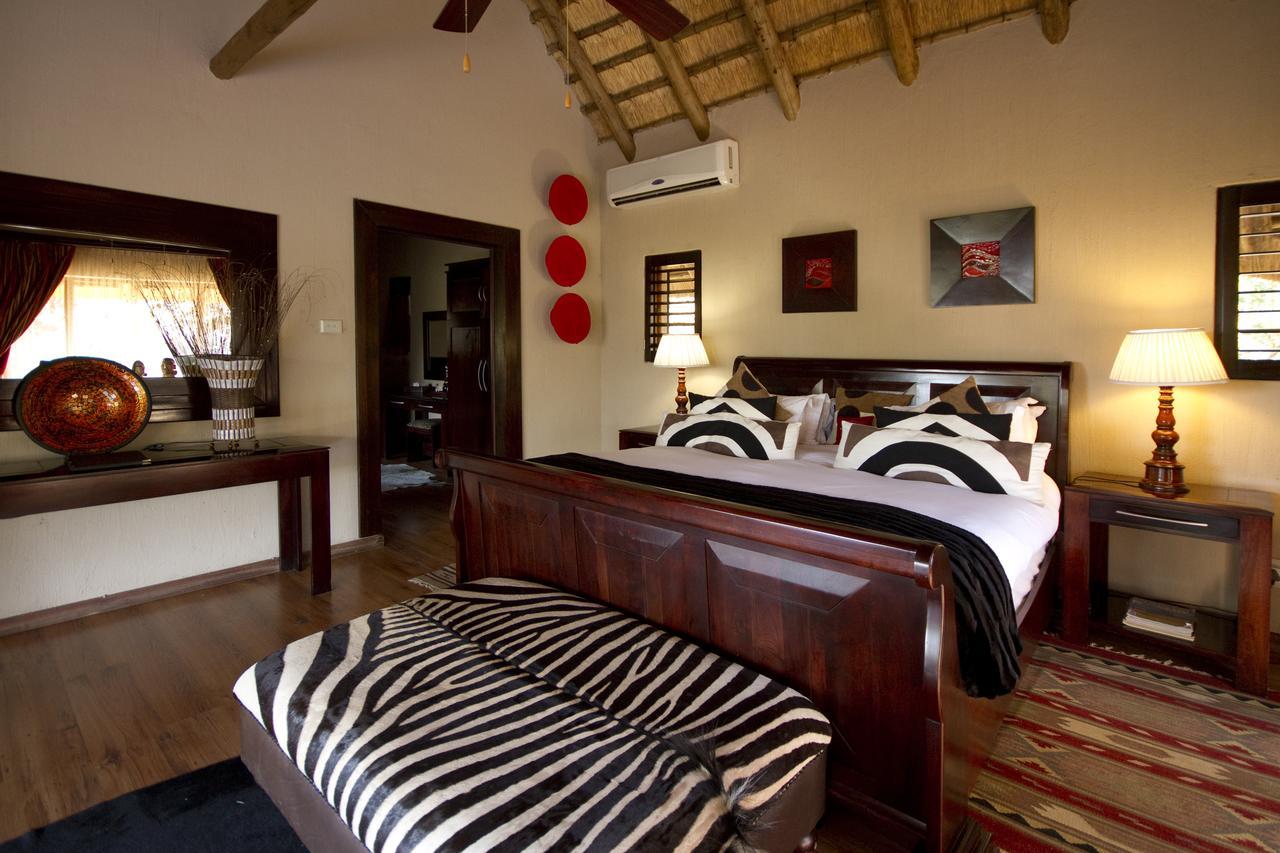 Umzolozolo Private Safari Lodge & Spa Ladysmith Exteriér fotografie